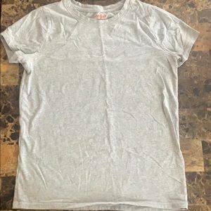 A plain grey t-shirt.